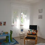 Akvamarin *