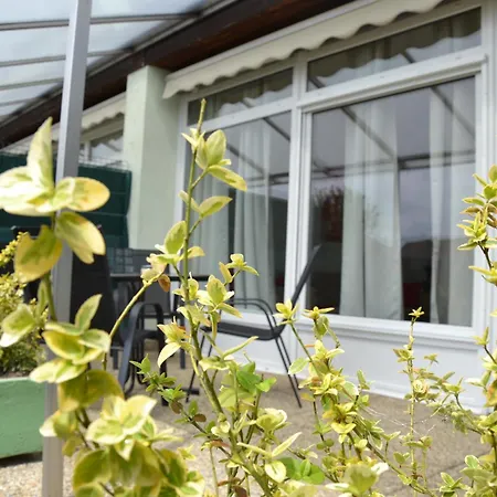 Akvamarin Apartamento *