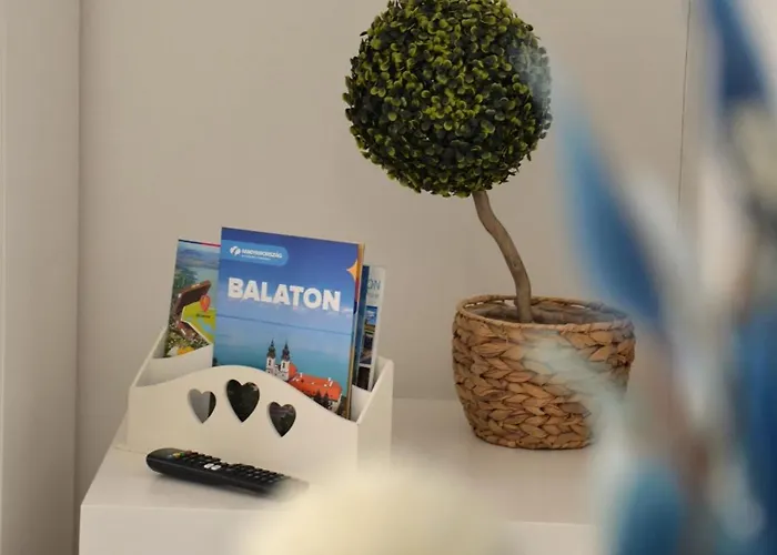 アパート Akvamarin ケストヘイ