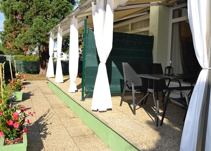 Akvamarin Apartament *